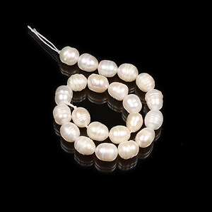 Sirag scurt perle de cultura albe aprox. 8,5-10,5x7,5-8,5mm