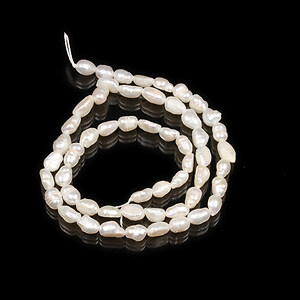 Sirag perle de cultura albe aprox. 6-8,5x4,5-5,5mm