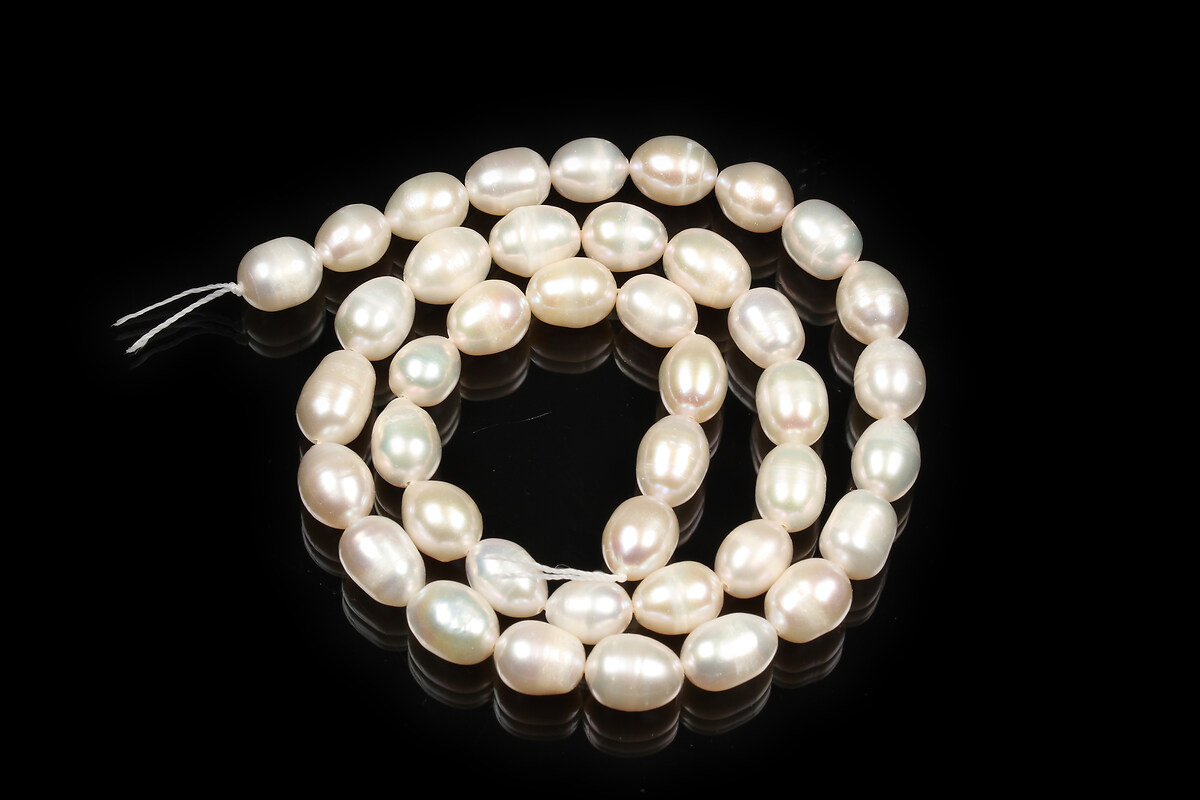 Sirag perle de cultura alb crem ovale aprox. 8-9x6-7mm