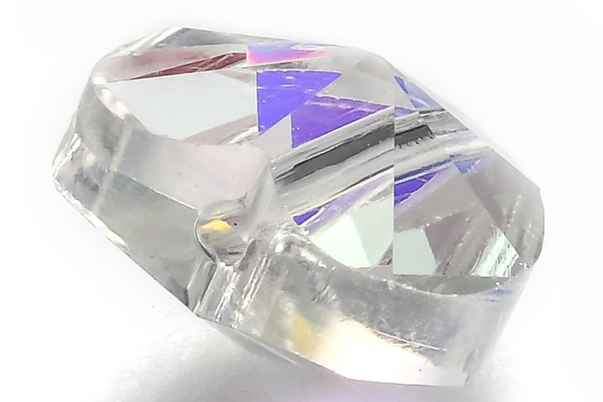 Margele de sticla inima fatetata 10x10x7mm - alb cu reflexii