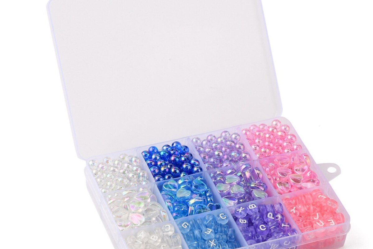 Margele set creativ, cutie 13x10x2,2cm cu 868 buc. margele plastic si margele litere