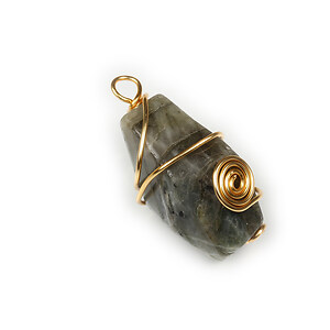 Pandantiv labradorit cu agatatoare aurie 39x20mm