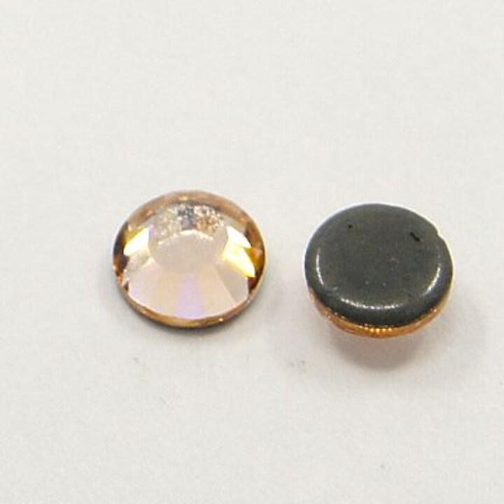 Strasuri cristal HOTFIX, marime SS16 (3,8-4mm), aprox. 1440 buc. - Light Peach
