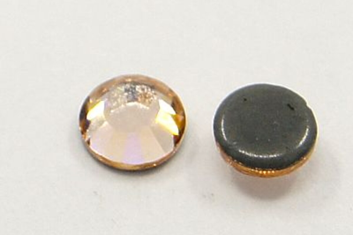 Strasuri cristal HOTFIX, marime SS6 (1,9-2mm), aprox. 1440 buc. - Light Peach