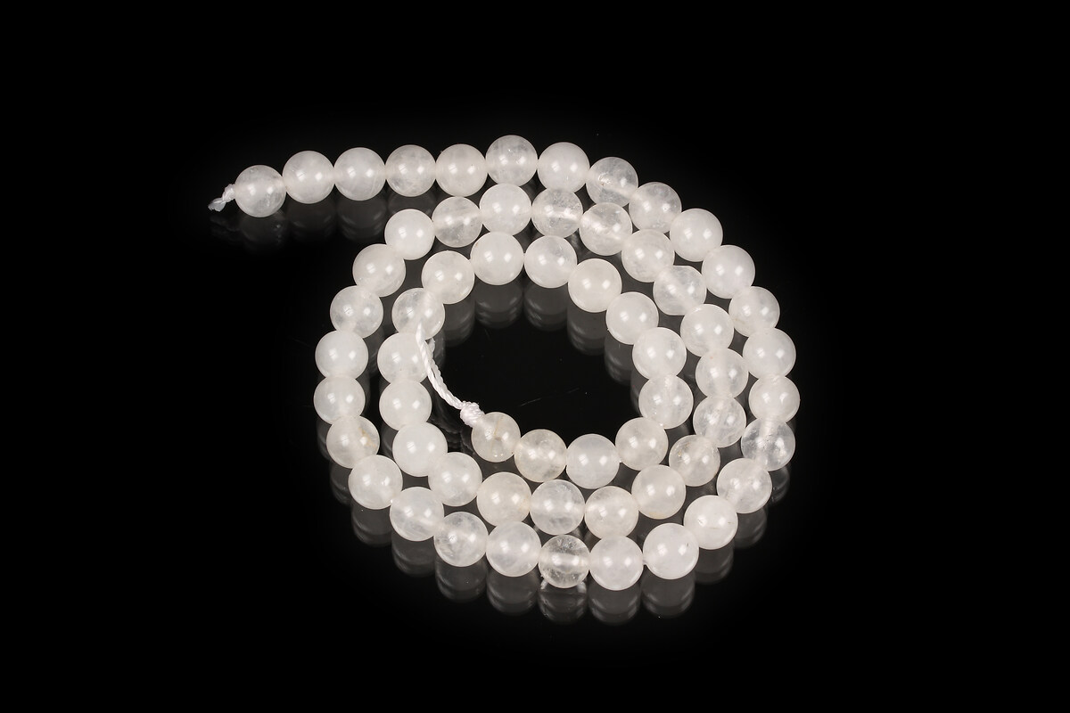 Margele cuart alb sfere 6mm (sirag)