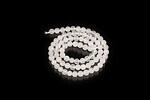 Margele cuart alb sfere 4-5mm (sirag)