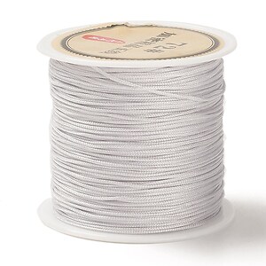 Snur Shamballa nylon grosime 0,8mm, rola de aprox. 40m - gri deschis
