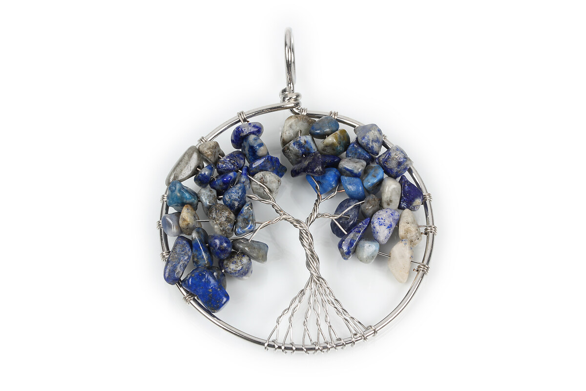 Pandantiv copacul vietii argintiu inchis si chipsuri lapis lazuli 64x50x8mm