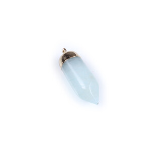 Pandantiv jad albastru deschis, bullet, cu agatatoare aurie 35x12mm