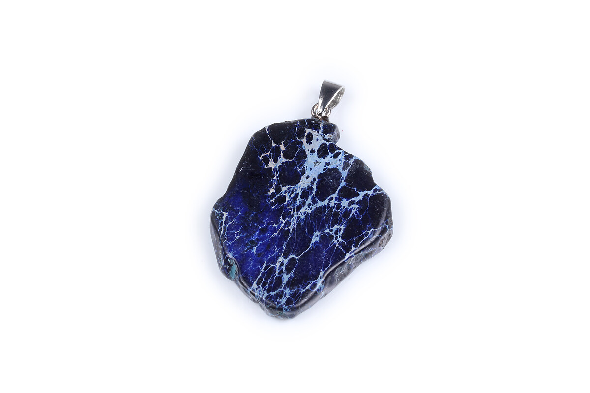 Pandantiv regalite de sinteza albastru nugget 52x33mm