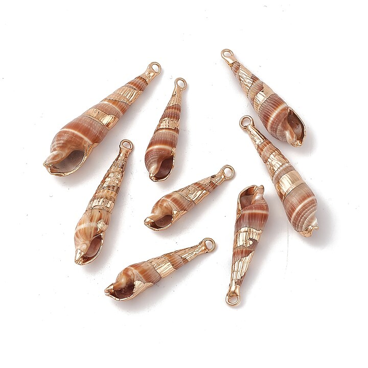 Pandantiv scoica electroplacata cu auriu 32-49x8-12x8-11mm