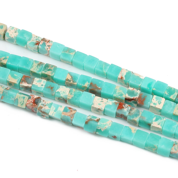 Margele regalite de sinteza cub 3-3,5x3-3,5mm (sirag)
