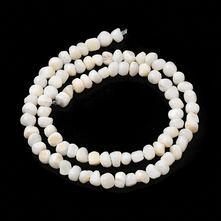 Sirag margele sidef nuggets 5-6,5x4-6mm - alb crem