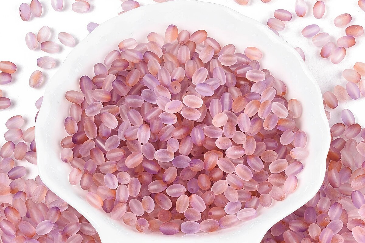 Margele de sticla frosted in doua culori, ovale 6,5x4-4,5mm - pale violet red (10 grame)