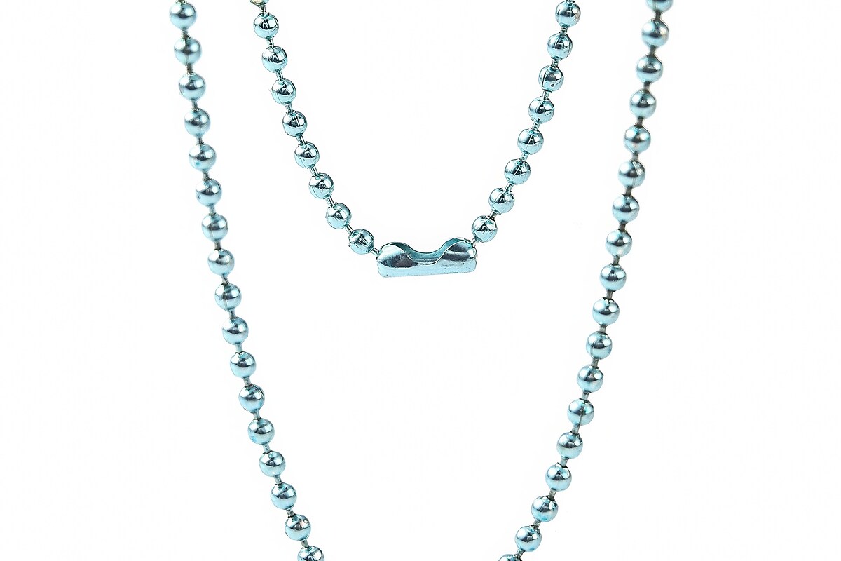Lant metalic sudat cu bile 2,4mm cu inchizatoare, lungime 70cm - albastru deschis