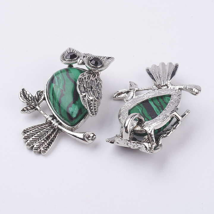 Pandantiv bufnita cu malachit, in montura argintiu antichizat, 46x35mm