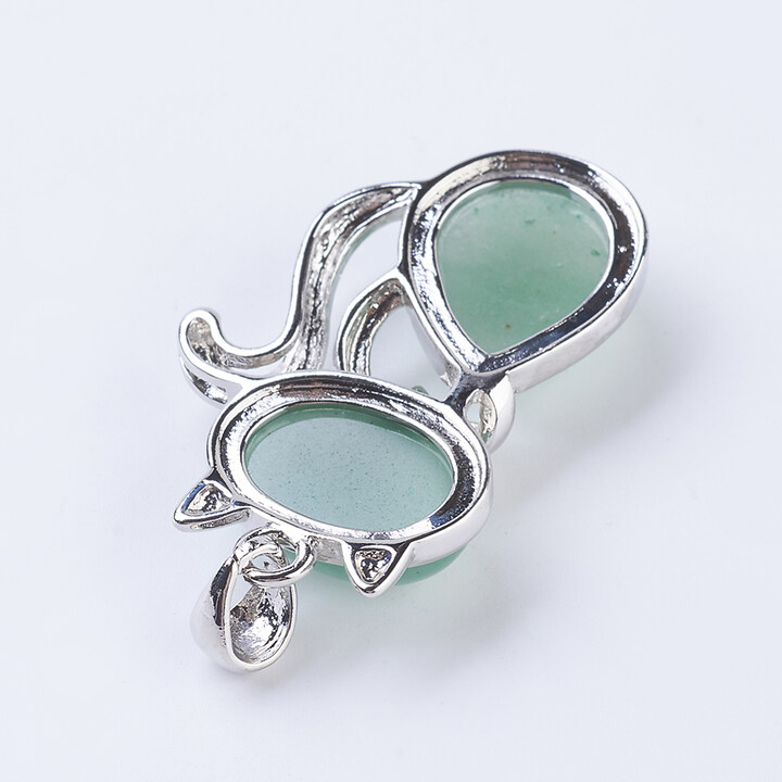 Pandantiv pisica cu aventurin verde, cu agatatoare argintiu inchis, 45x27mm