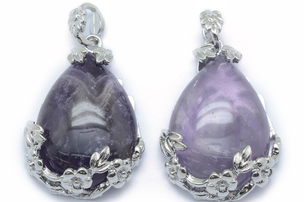 Pandantiv lacrima ametist, cu agatatoare argintiu inchis, 40,5x28mm