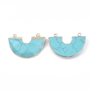 Pandantiv semicerc turcoaz de sinteza, cu agatatoare aurie, 28x41mm