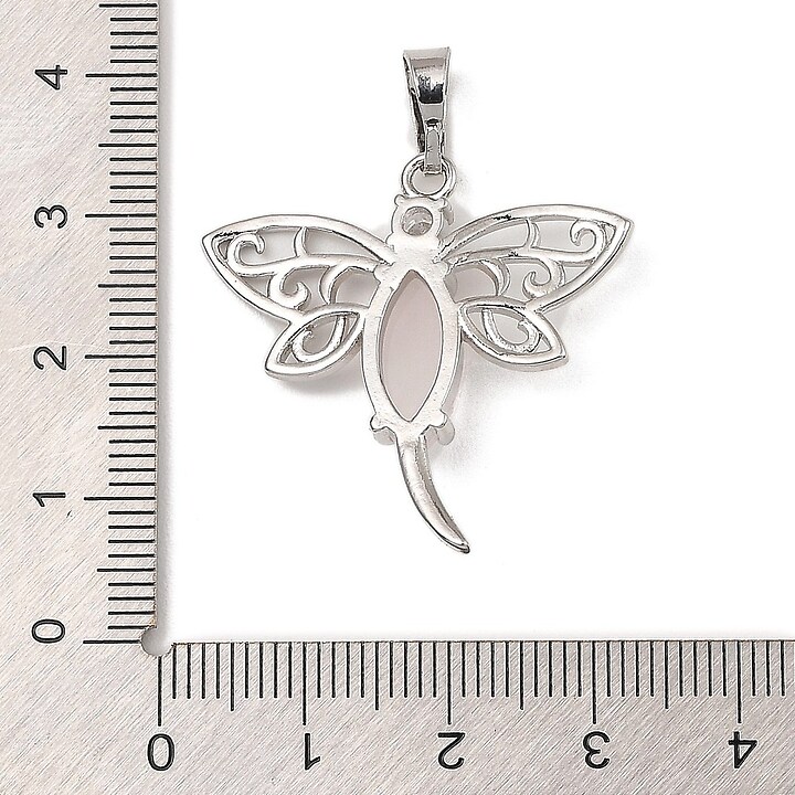 Pandantiv libelula cuart roz cu stras alb si agatatoare argintiu inchis 30x30mm