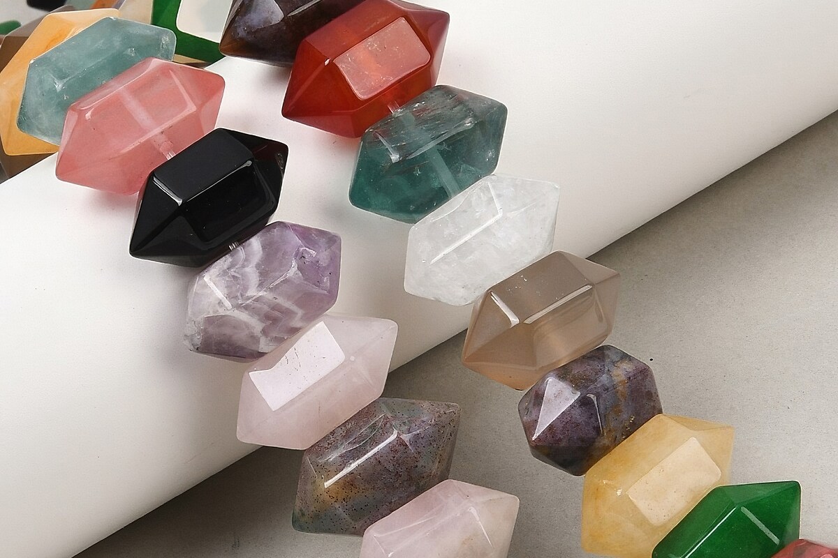 Margele pietre semipretioase mix rondele mari fatetate 11x20mm (sirag scurt)