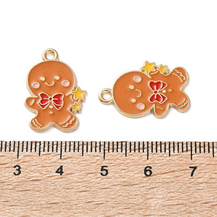Charm auriu cu email, model Craciun, om the turta dulce 22x15mm