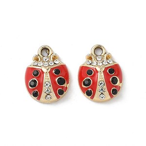 Charm mini pandantiv auriu emailat cu strasuri albe gargarita 16x12mm