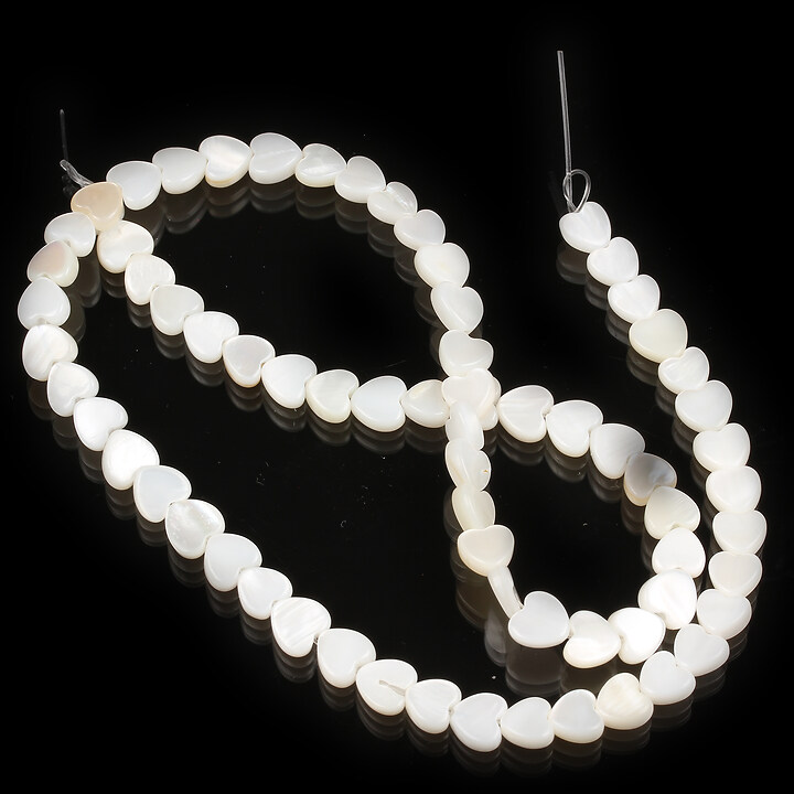 Margele sidef natural Freshwater Shell inima 6x6mm (sirag)