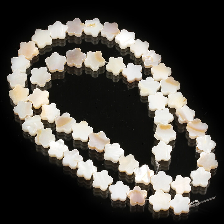 Margele sidef natural Freshwater Shell floare bej 8x8mm (sirag)