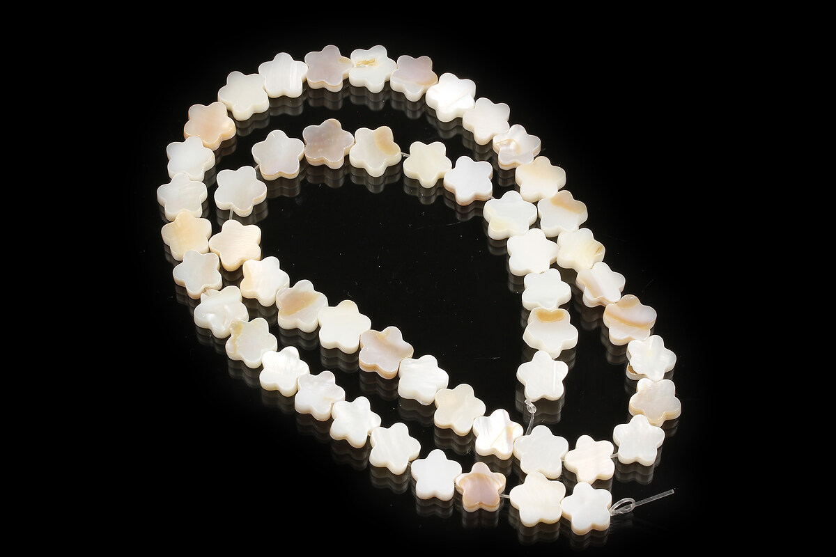 Margele sidef natural Freshwater Shell floare bej 8x8mm (sirag)