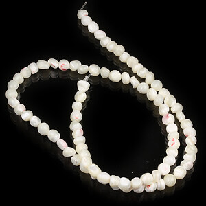 Margele sidef natural Trochus Shell nuggets 4-6x2,5-6mm (sirag)