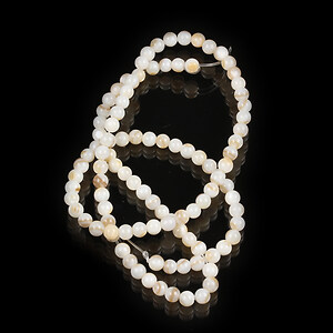 Margele sidef natural Freshwater Shell sfere 4mm (sirag)