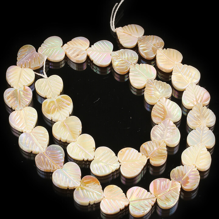 Margele sidef Freshwater Shell placat AB frunza inima 11-11,8x12-12,5mm (sirag)