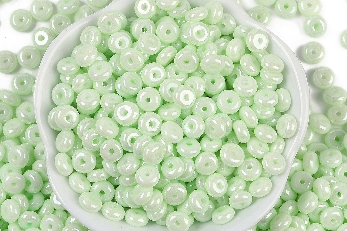 Margele de nisip de sticla rondele 3x6,5mm (50g) - verde deschis luster