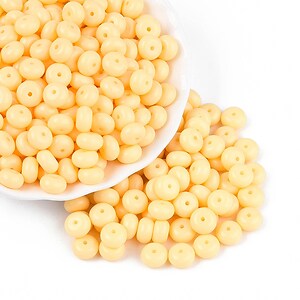 Margele de nisip de sticla rondele 5x8,5mm (50g) - galben opac