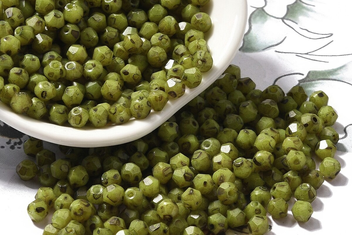 Margele de nisip de sticla Picasso biconice 4,5x4mm (10g) - verde olive