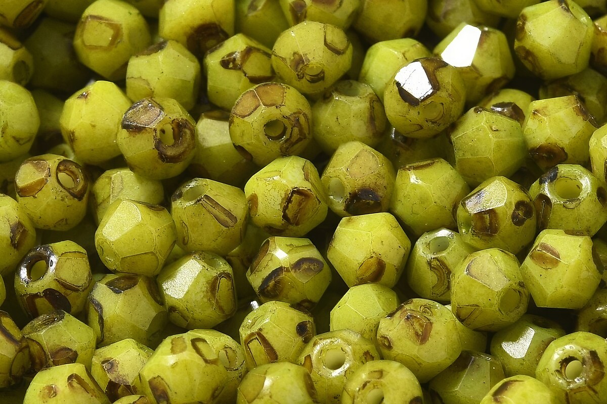 Margele de nisip de sticla Picasso biconice 4,5x4mm (10g) - verde galbui