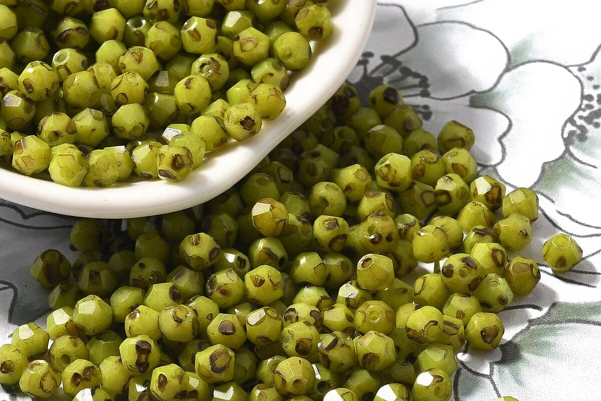 Margele de nisip de sticla Picasso biconice 4,5x4mm (10g) - verde galbui