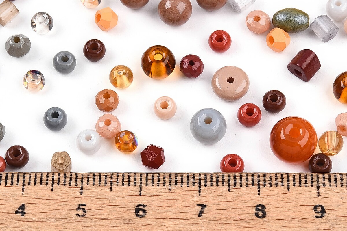 Margele de nisip de sticla culori si forme diferite 2,5-12,5x2-8mm (50g) - mix maro