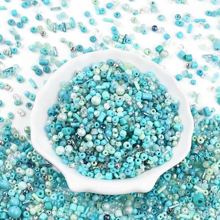 Margele de nisip de sticla culori si forme diferite 2,5-12,5x2-8mm (50g) - mix albastru