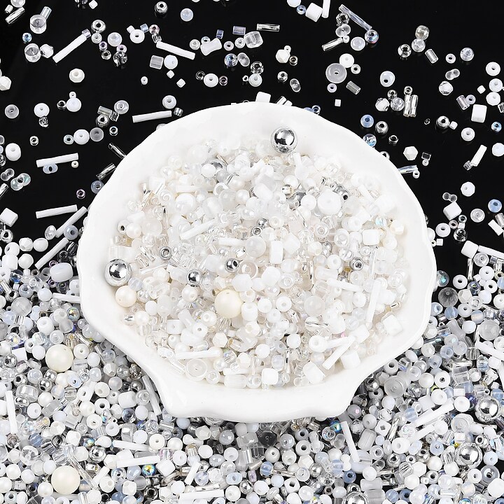 Margele de nisip de sticla culori si forme diferite 2,5-12,5x2-8mm (50g) - mix alb