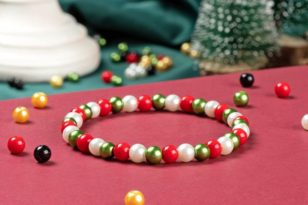 Cutie cu perle de sticla sfere 6mm - mix festiv (300 buc.)