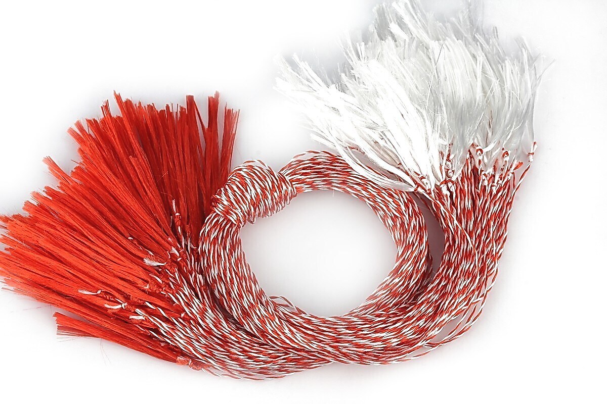 Snur de Martisor clasic, grosime 0,5mm, lungime 39,5cm (100 buc.)