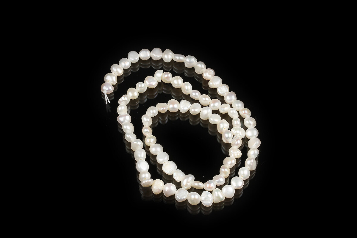 Margele perle de cultura crem aprox. 4-5,5x5-6,5mm (sirag)