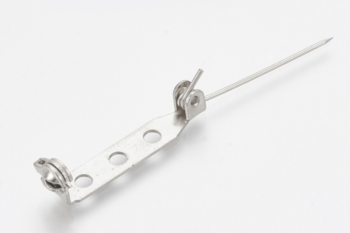 Baza brosa cu siguranta si 3 gauri, argintiu inchis 33x4,5mm