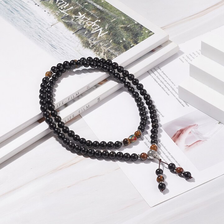 Colier sau bratara pe 4 randuri cu margele Mala naturale de lemn si ochi de tigru, lungime 76cm