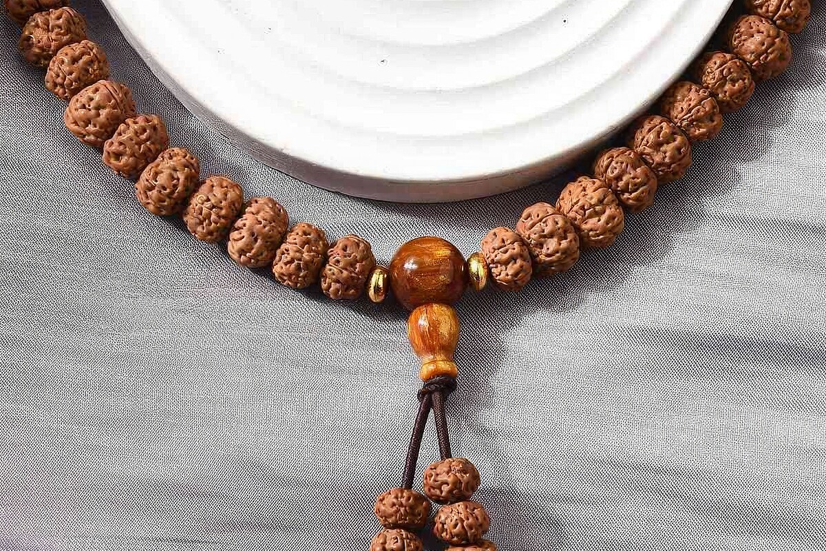 Colier cu 108 margele Mala naturale de Rudraksha 6x8mm