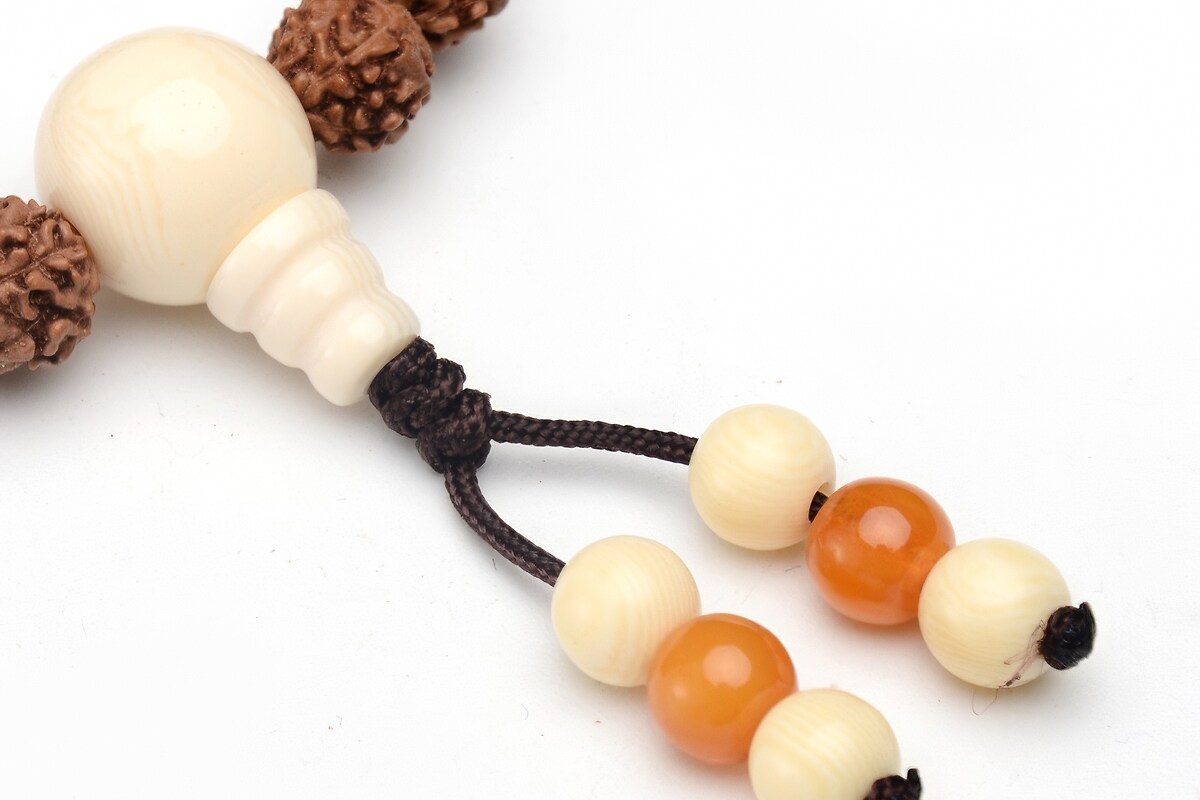 Colier sau bratara pe 5 randuri cu margele Mala naturale de Rudraksha, lungime 90cm
