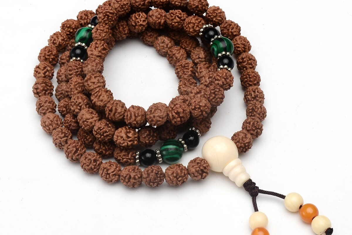 Colier sau bratara pe 5 randuri cu margele Mala naturale de Rudraksha, lungime 90cm