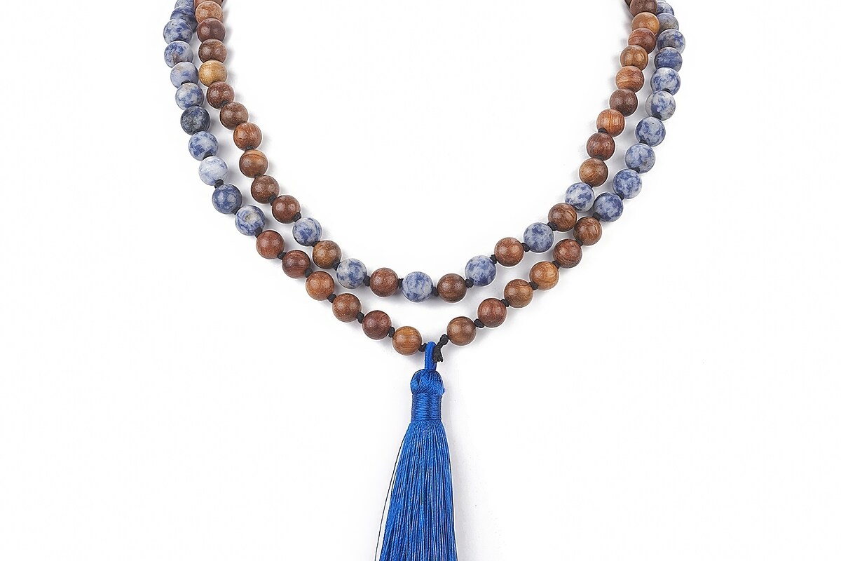 Colier cu margele naturale de lemn si jasp albastru, pandantiv ciucure albastru, lungime 104cm